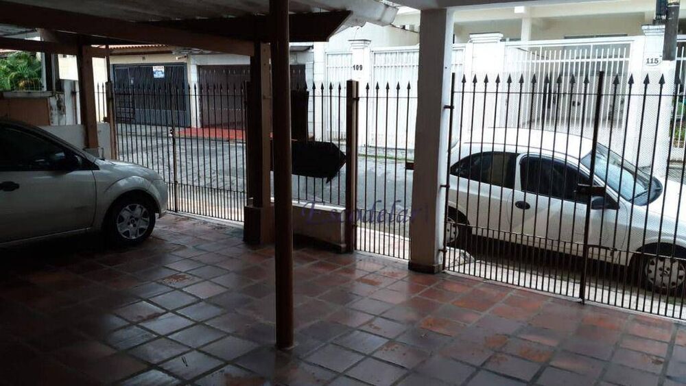 Casa, 3 quartos, 230 m² - Foto 13