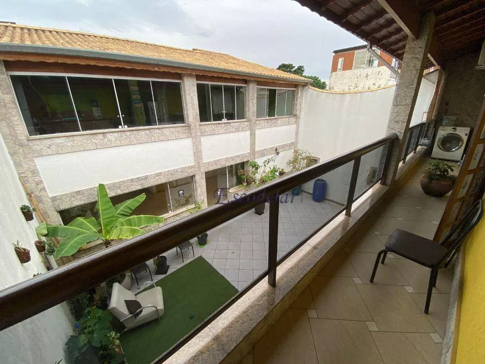 Sobrado à venda com 4 quartos, 460m² - Foto 3