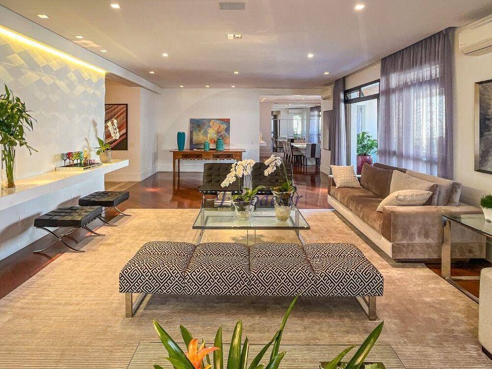 Apartamento, 3 quartos, 467 m² - Foto 1