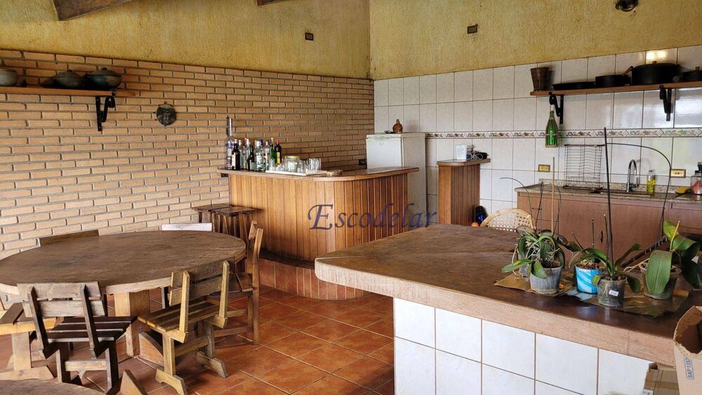 Casa à venda com 3 quartos, 886m² - Foto 6