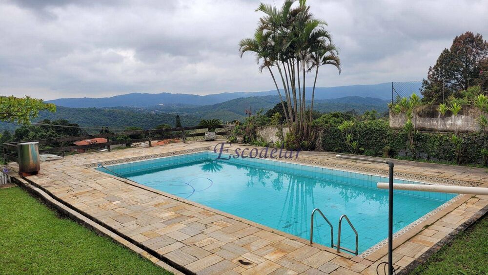 Casa à venda com 3 quartos, 886m² - Foto 1