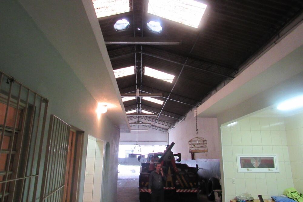 Depósito-Galpão-Armazém à venda, 240m² - Foto 5
