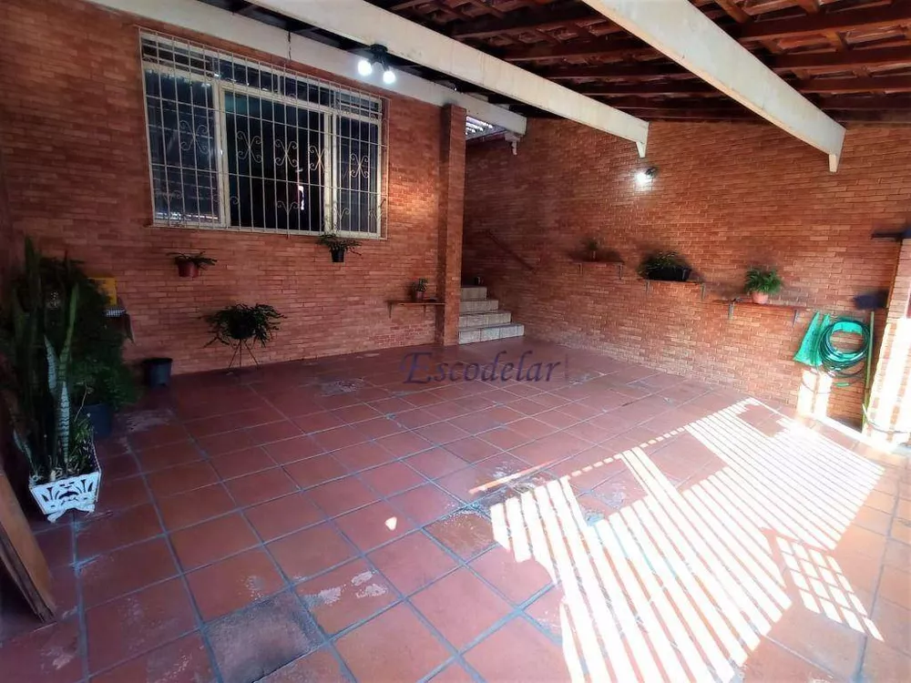 Casa à venda com 3 quartos, 131m² - Foto 1