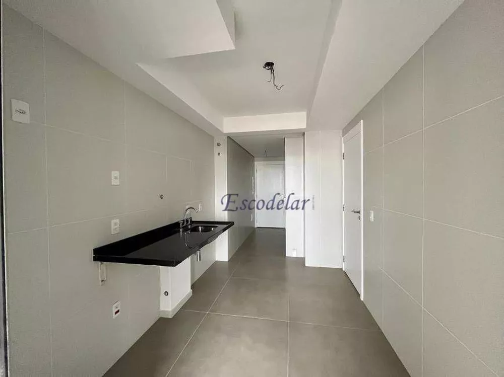 Apartamento à venda com 3 quartos, 136m² - Foto 10