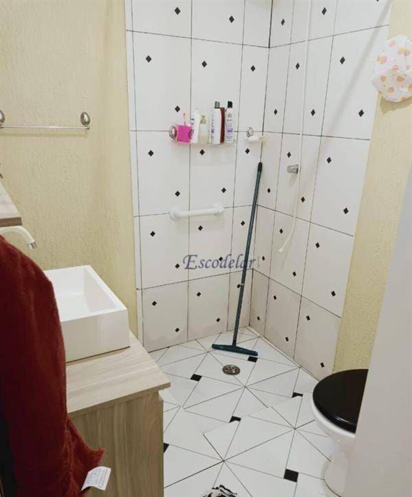 Sobrado à venda com 4 quartos, 140m² - Foto 3