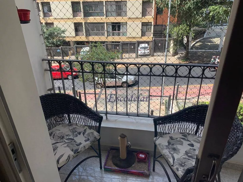 Apartamento à venda com 3 quartos, 100m² - Foto 4