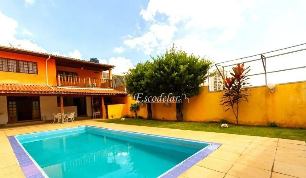 Sobrado, 5 quartos, 174 m² - Foto 1