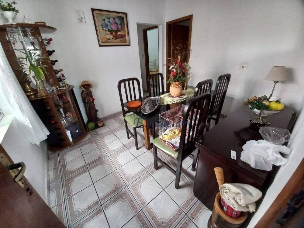 Casa à venda com 5 quartos, 153m² - Foto 2