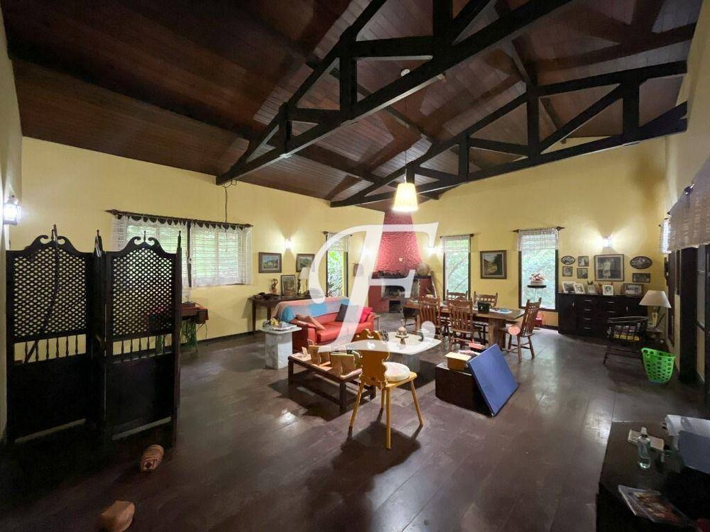 Casa, 5 quartos, 434 m² - Foto 1