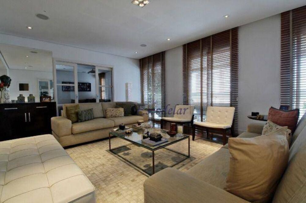 Apartamento, 3 quartos, 275 m² - Foto 1