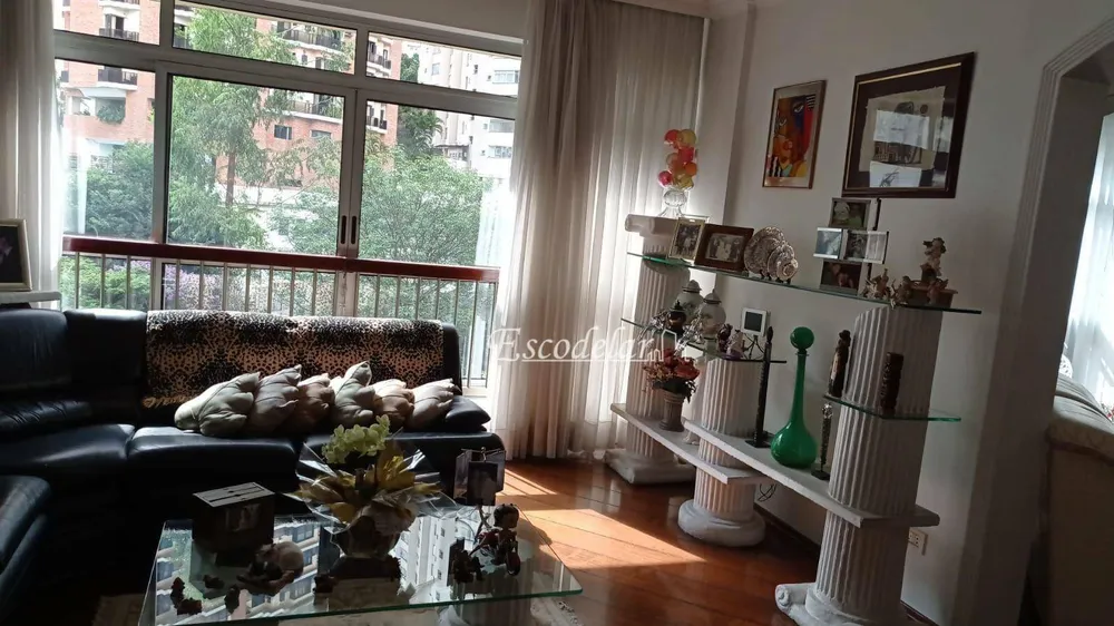 Apartamento, 3 quartos, 276 m² - Foto 2