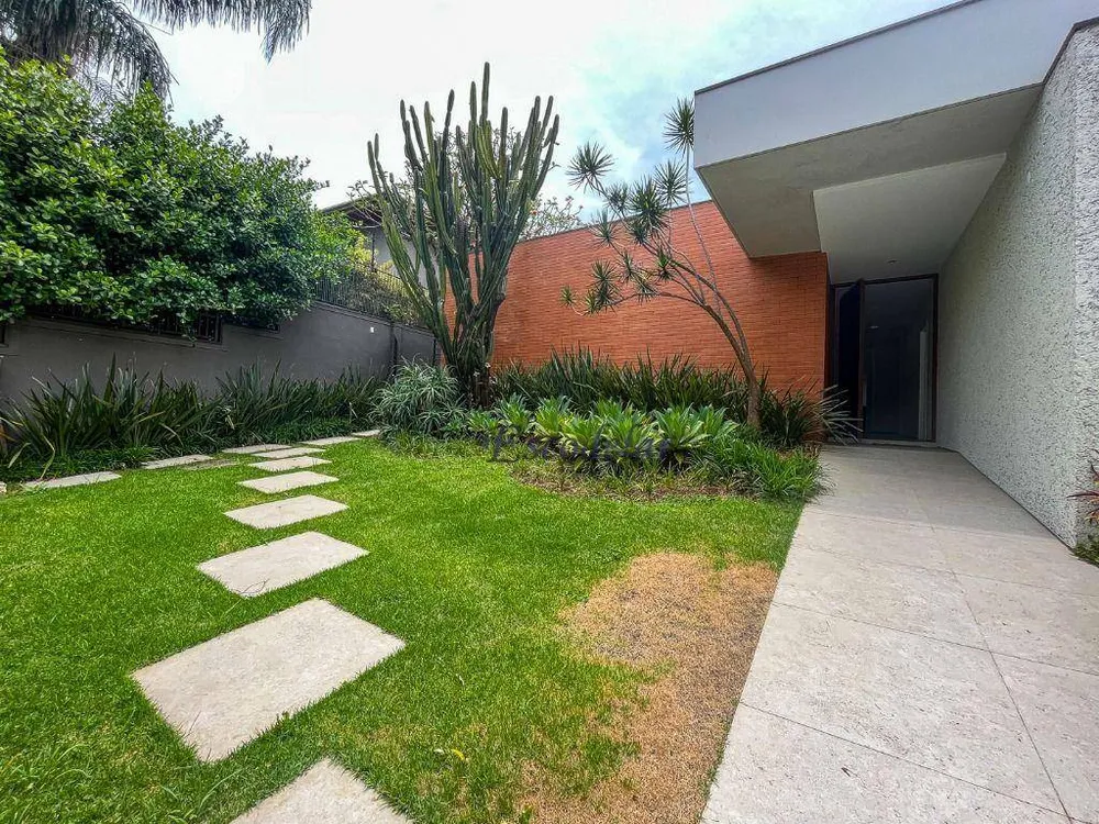 Casa, 4 quartos, 340 m² - Foto 4