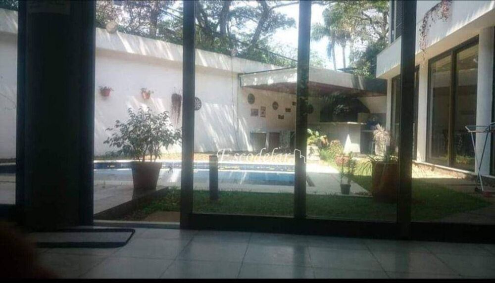 Sobrado, 4 quartos, 659 m² - Foto 1