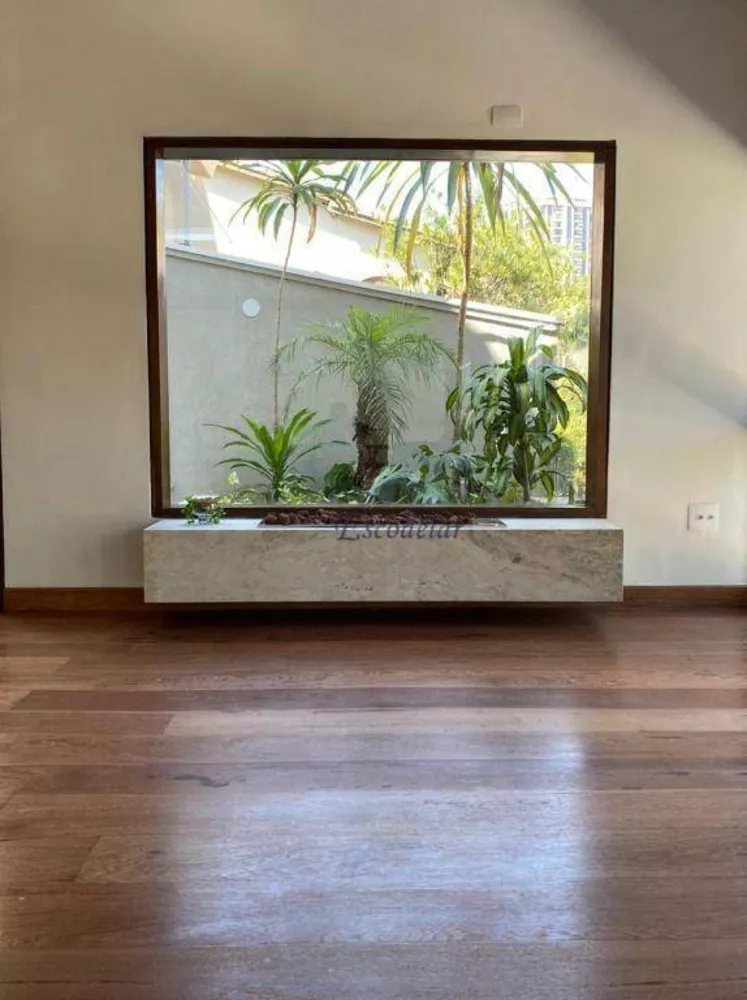 Casa de Condomínio para alugar com 4 quartos, 547m² - Foto 12