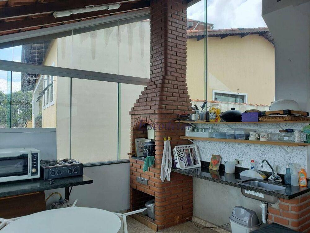 Sobrado, 3 quartos, 180 m² - Foto 2