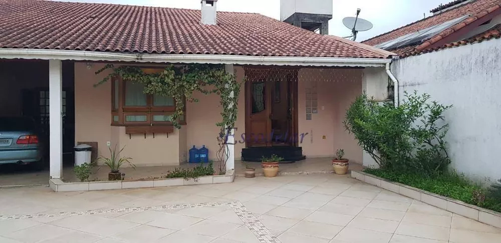 Casa à venda com 3 quartos, 410m² - Foto 1