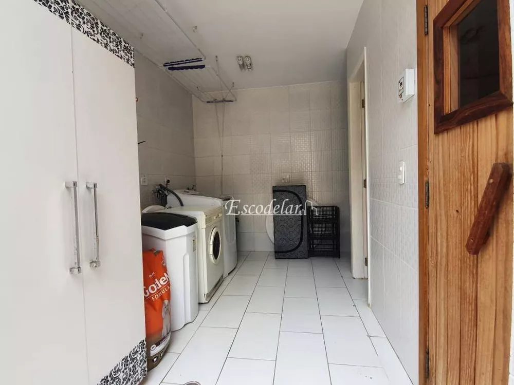 Sobrado à venda com 3 quartos, 300m² - Foto 22