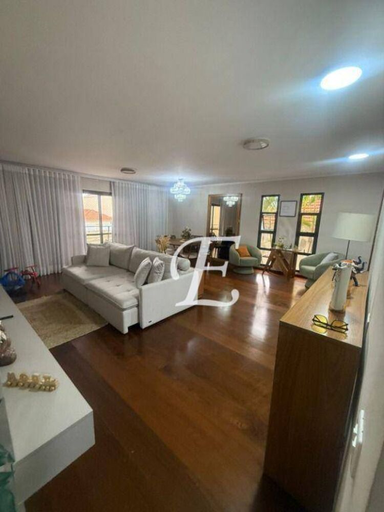 Apartamento, 3 quartos, 145 m² - Foto 1