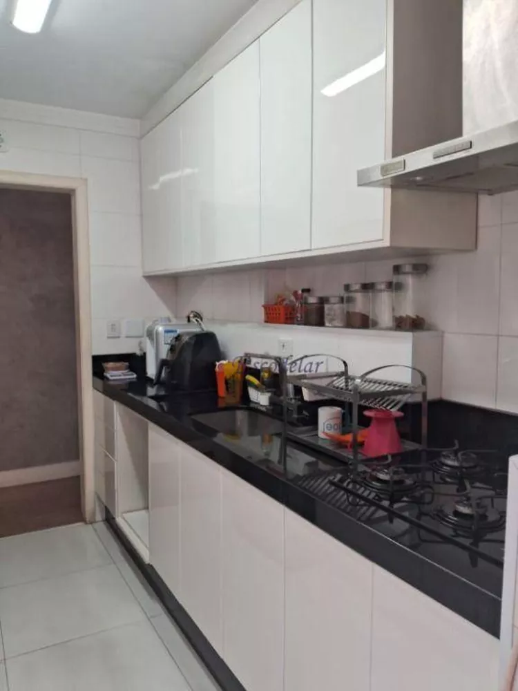 Apartamento à venda com 3 quartos, 72m² - Foto 1