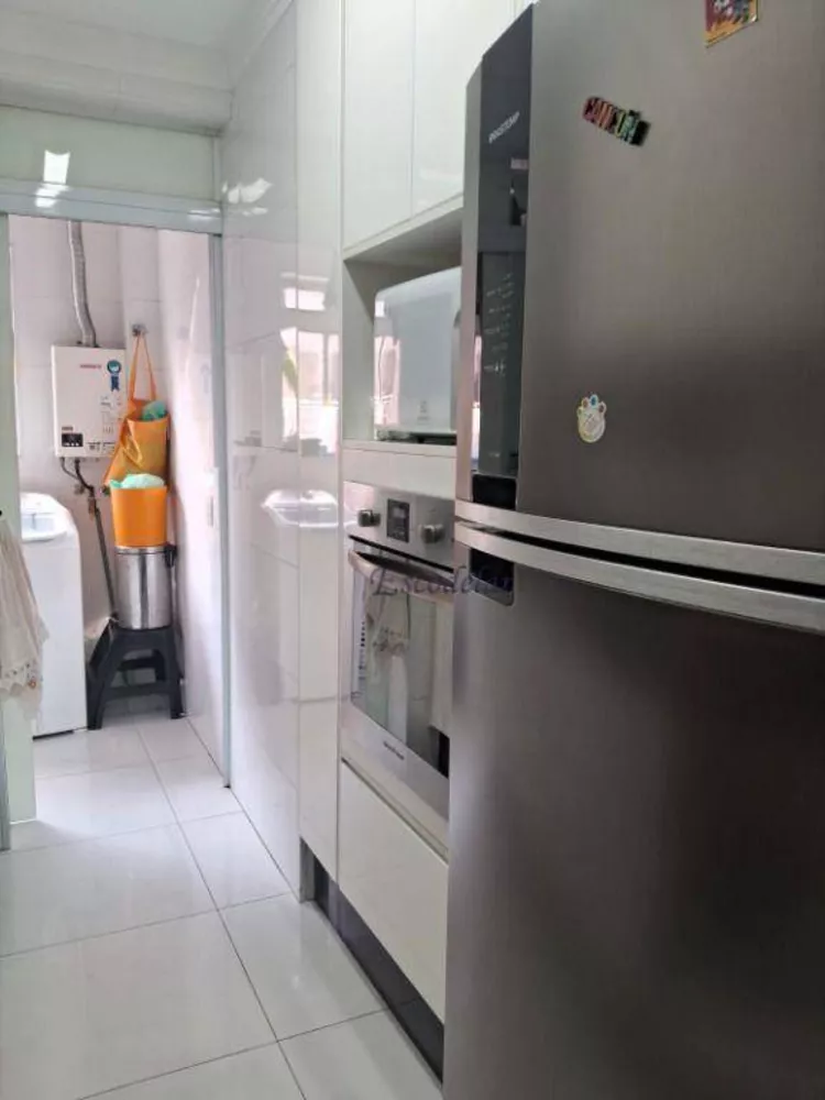 Apartamento à venda com 3 quartos, 72m² - Foto 2