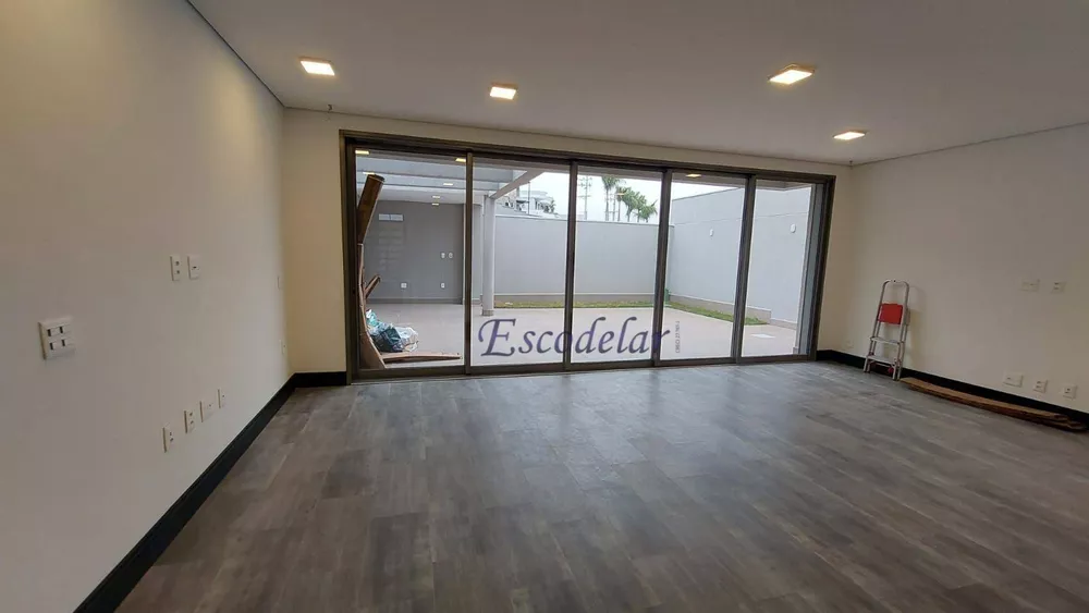 Casa de Condomínio à venda com 3 quartos, 200m² - Foto 3