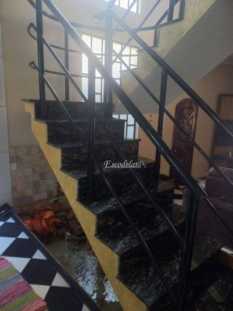 Sobrado, 3 quartos, 213 m² - Foto 2