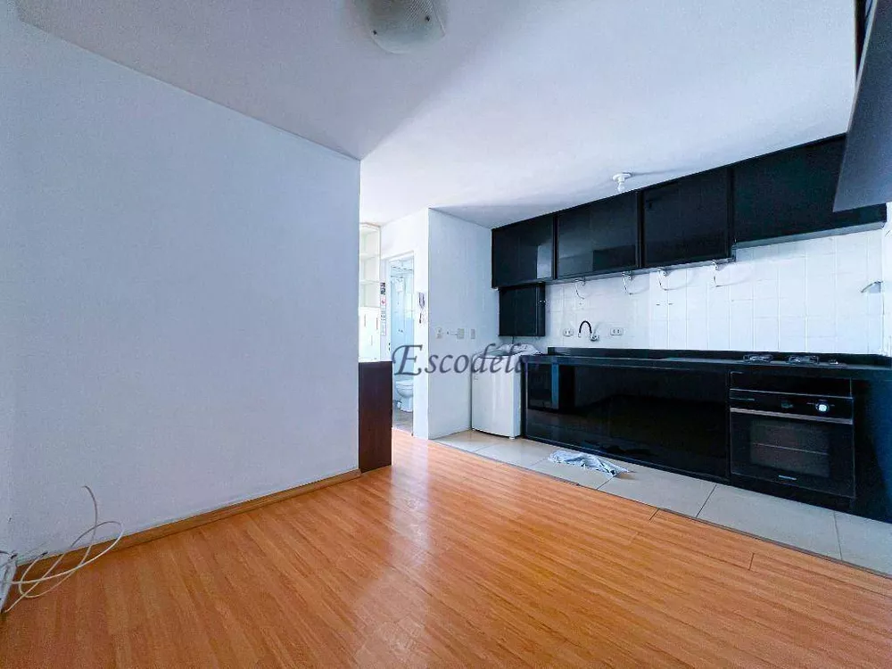 Apartamento à venda com 1 quarto, 49m² - Foto 2