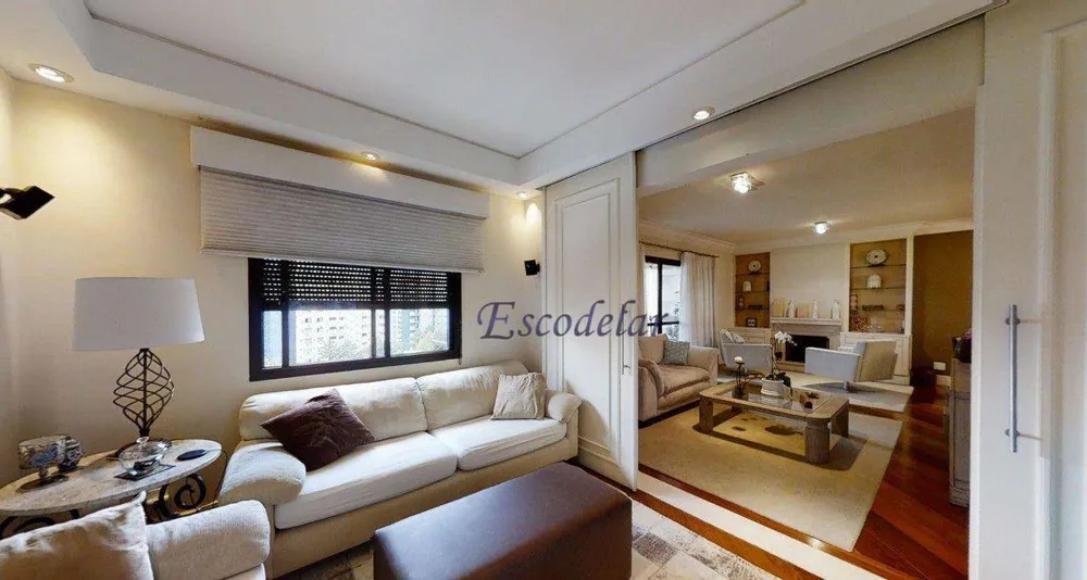 Apartamento, 3 quartos, 213 m² - Foto 1