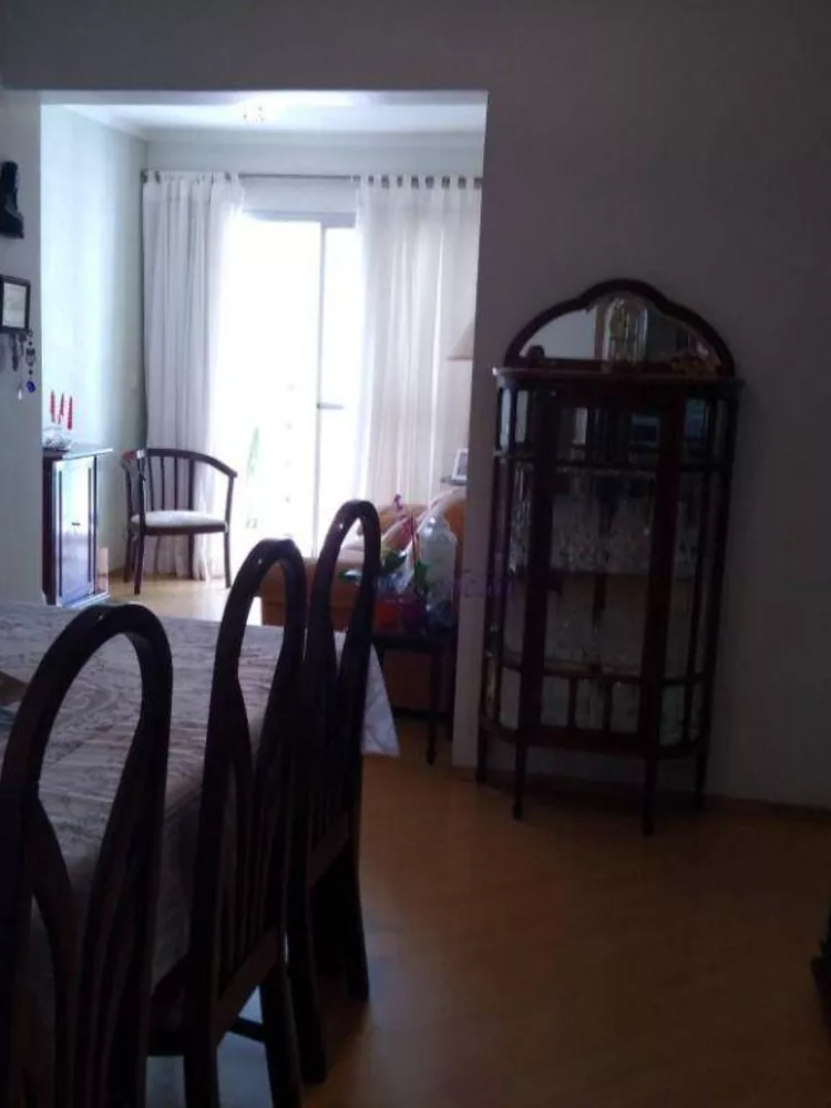 Apartamento à venda com 3 quartos, 90m² - Foto 3