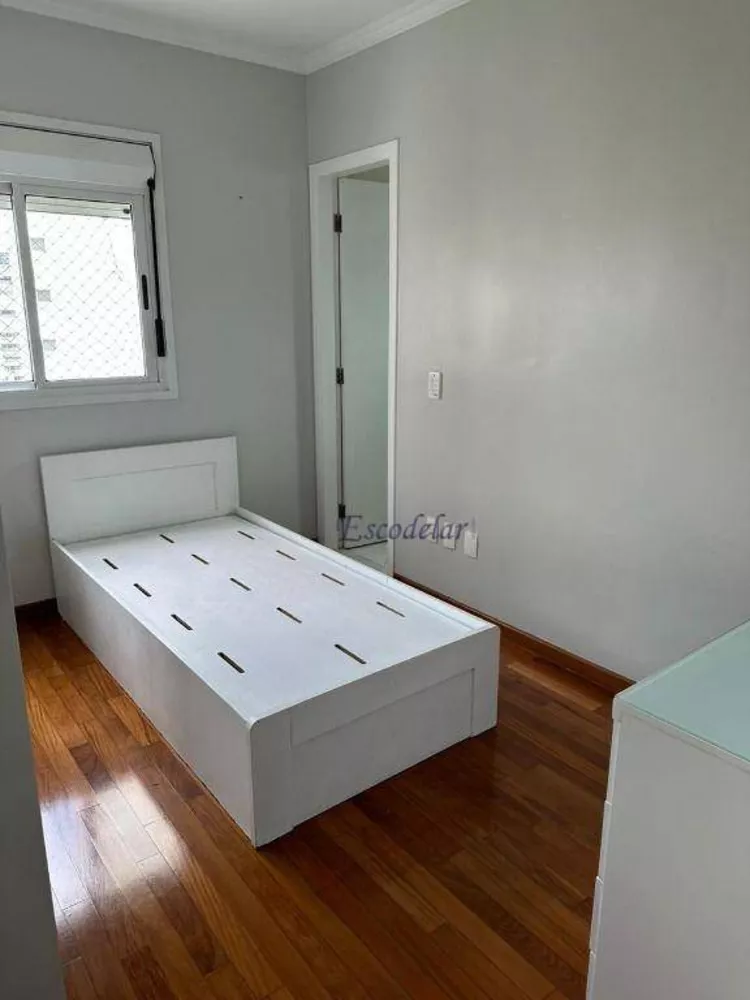 Apartamento para alugar com 3 quartos, 131m² - Foto 7