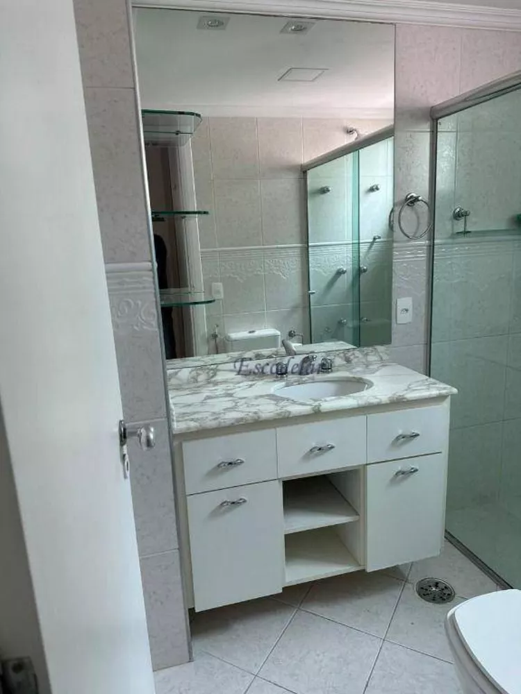 Apartamento para alugar com 3 quartos, 131m² - Foto 4