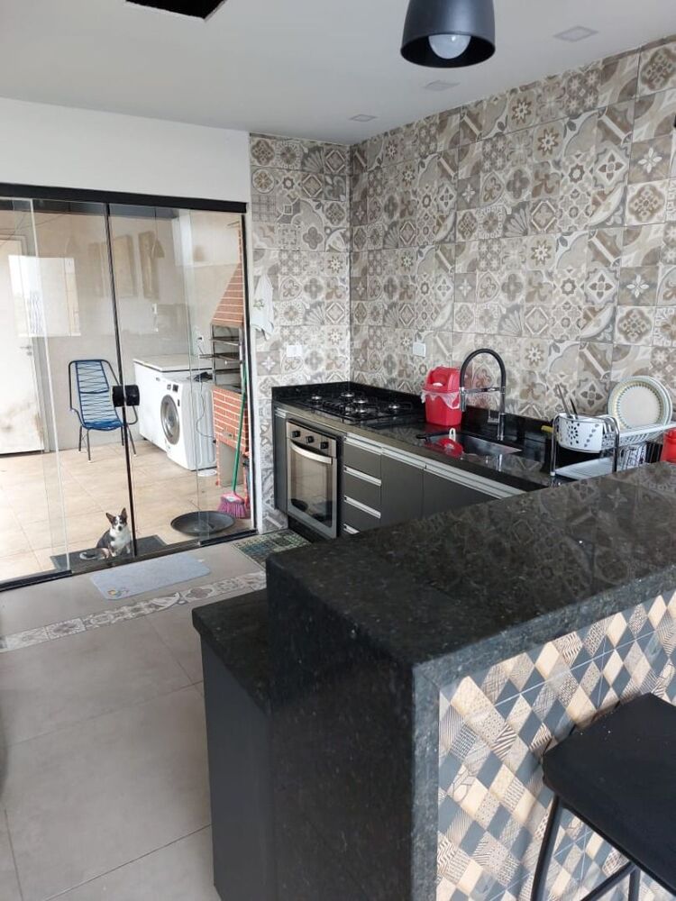 Casa à venda com 3 quartos, 137m² - Foto 4