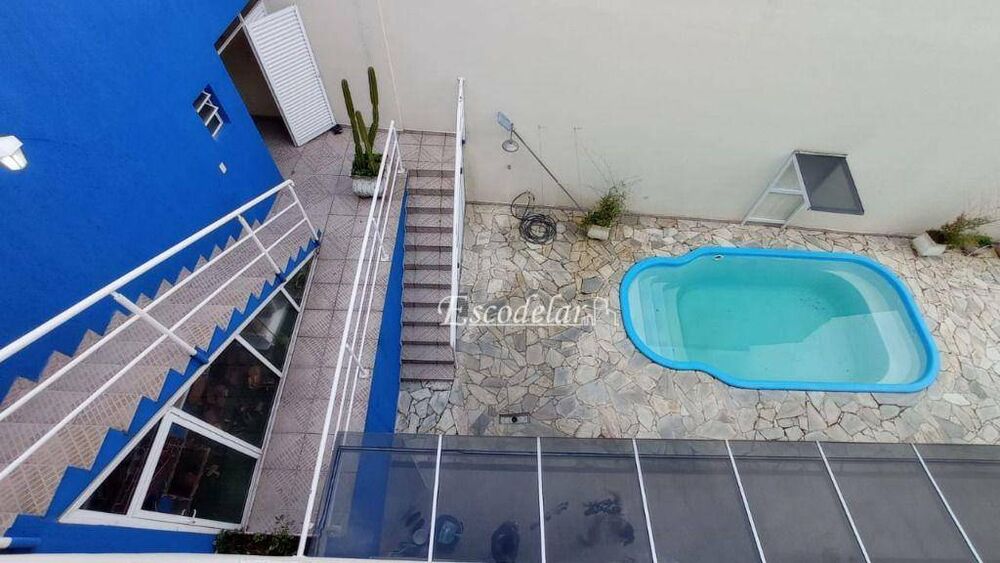 Sobrado à venda com 3 quartos, 507m² - Foto 1