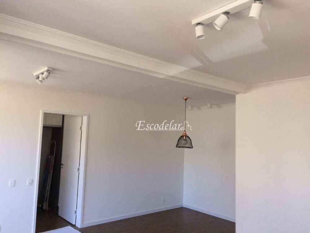 Apartamento à venda com 1 quarto, 40m² - Foto 2