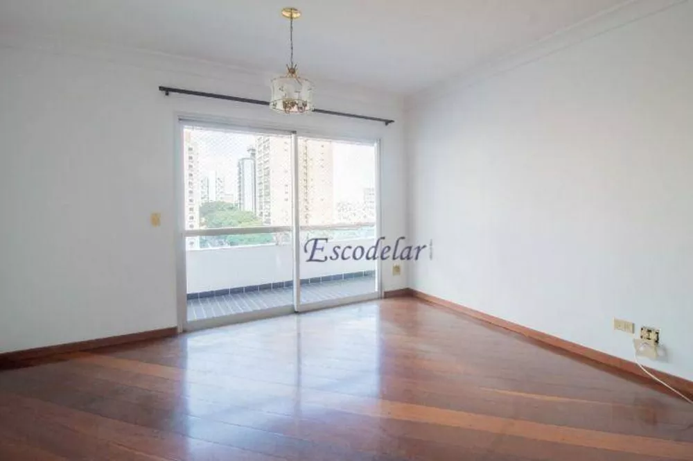 Apartamento à venda com 4 quartos, 150m² - Foto 4