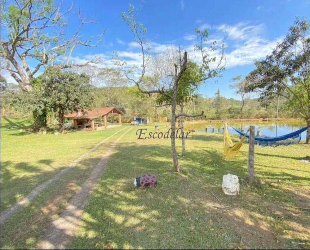 Sítio à venda com 4 quartos, 200m² - Foto 3
