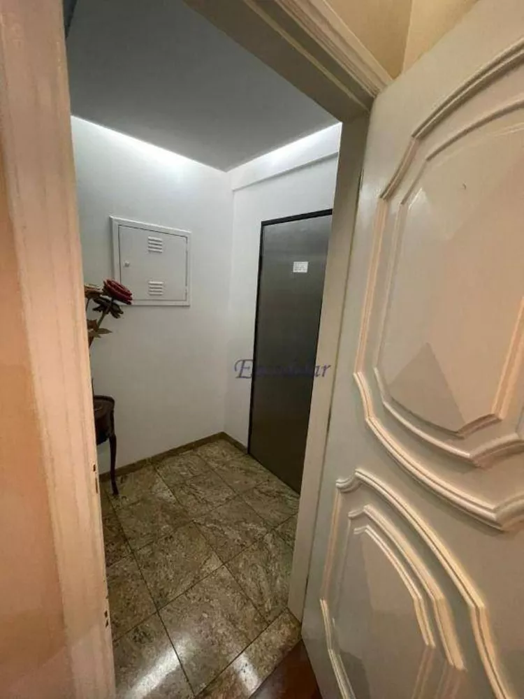 Apartamento à venda com 3 quartos, 173m² - Foto 3