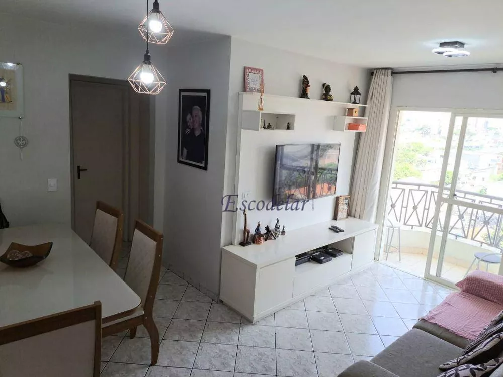 Apartamento à venda com 2 quartos, 67m² - Foto 2