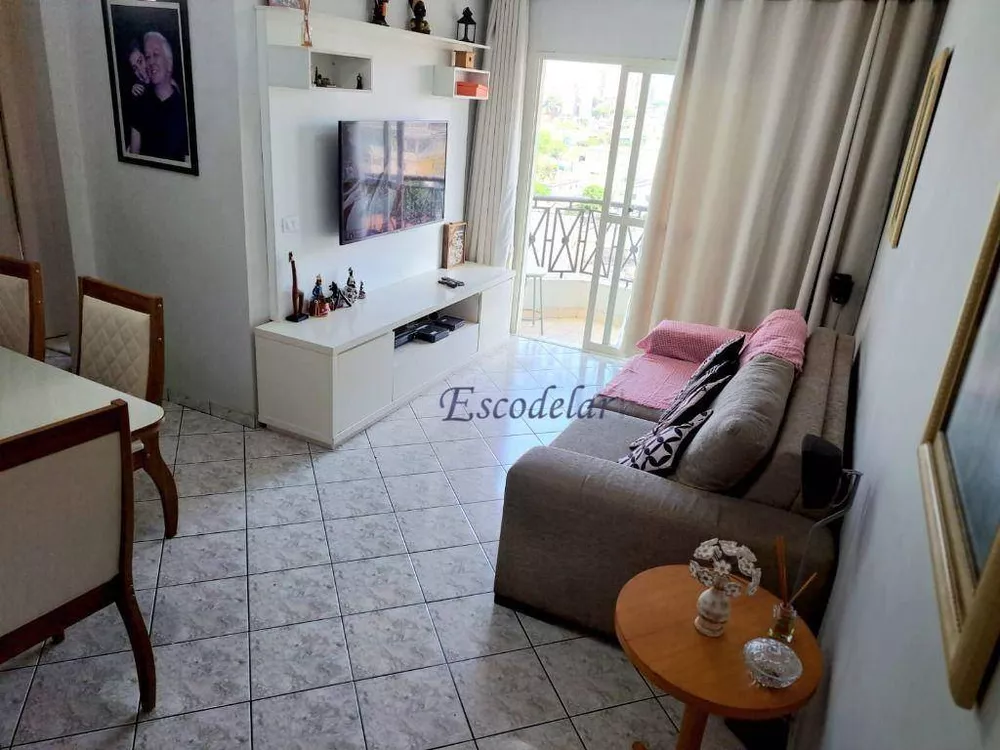 Apartamento à venda com 2 quartos, 67m² - Foto 3