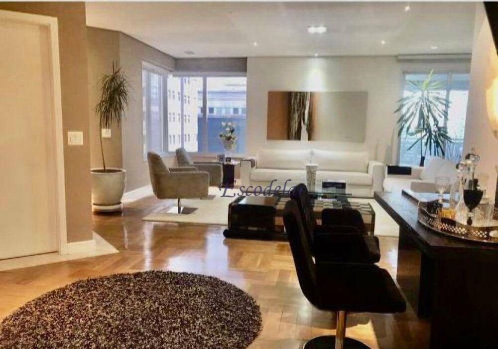 Apartamento, 3 quartos, 332 m² - Foto 1
