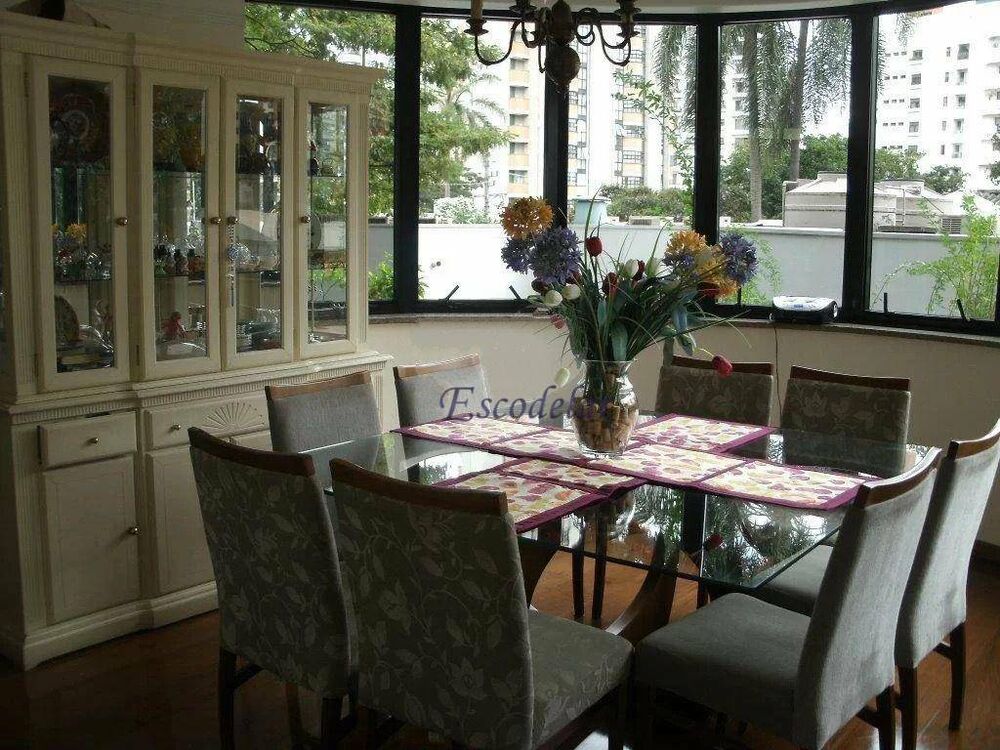 Apartamento, 4 quartos, 228 m² - Foto 1