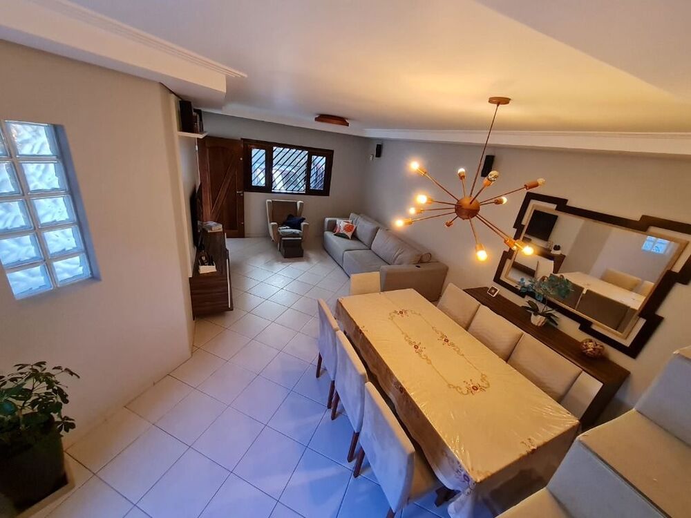 Sobrado, 3 quartos, 192 m² - Foto 2