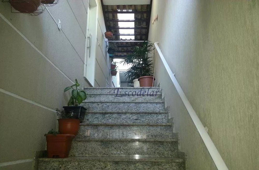 Sobrado à venda com 3 quartos, 98m² - Foto 1