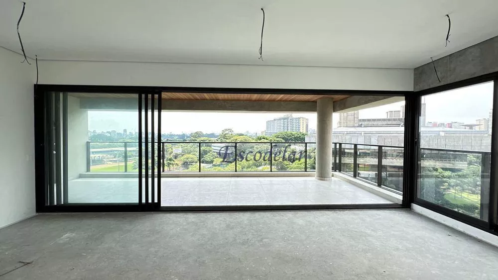 Apartamento, 3 quartos, 171 m² - Foto 1