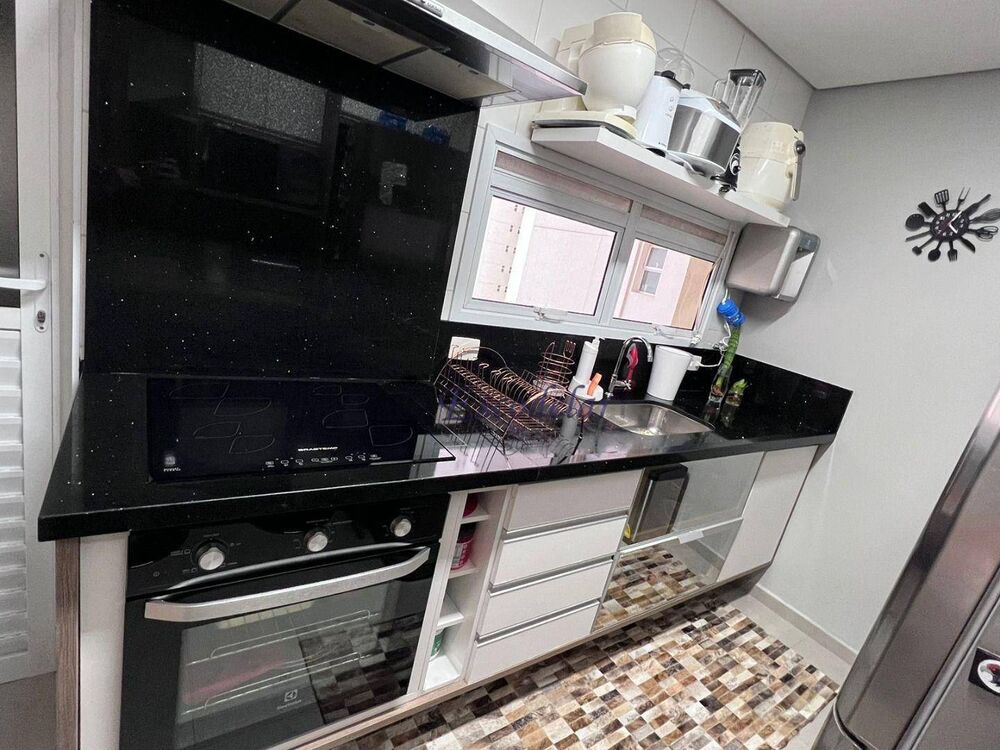 Apartamento à venda com 3 quartos, 107m² - Foto 7