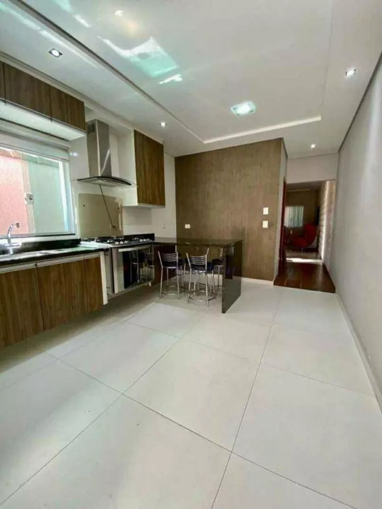 Sobrado à venda com 4 quartos, 211m² - Foto 5