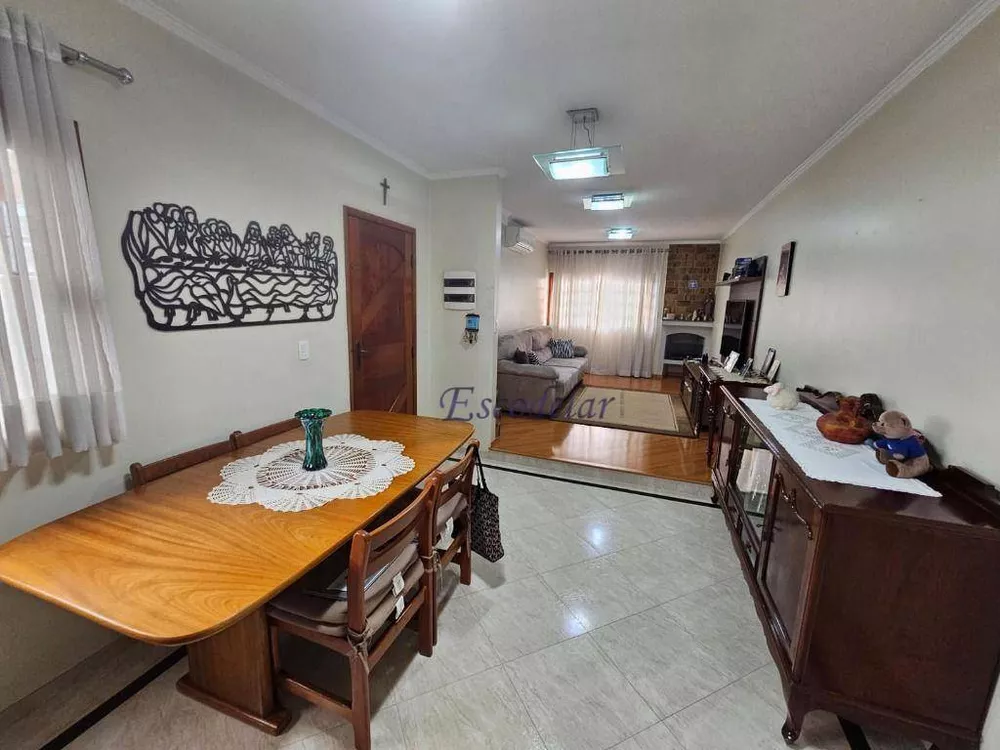Sobrado, 3 quartos, 218 m² - Foto 2