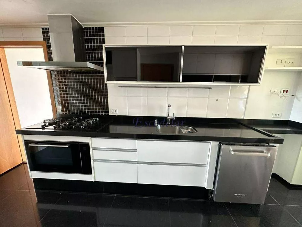 Apartamento à venda com 3 quartos, 152m² - Foto 4