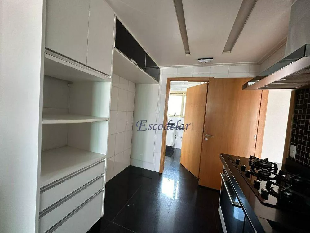 Apartamento à venda com 3 quartos, 152m² - Foto 2