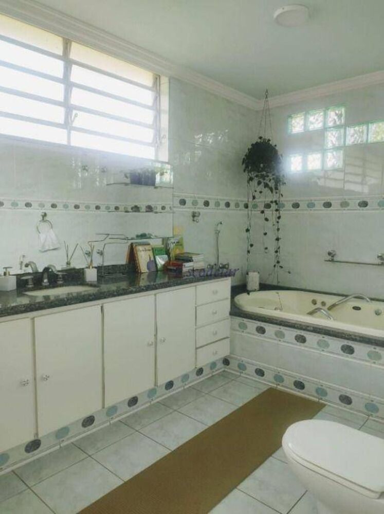 Casa, 4 quartos, 450 m² - Foto 1